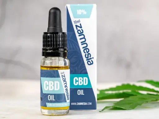 Flacone di olio nuovo CBD Zamnesia 10% con contagocce e foglia di canapa.